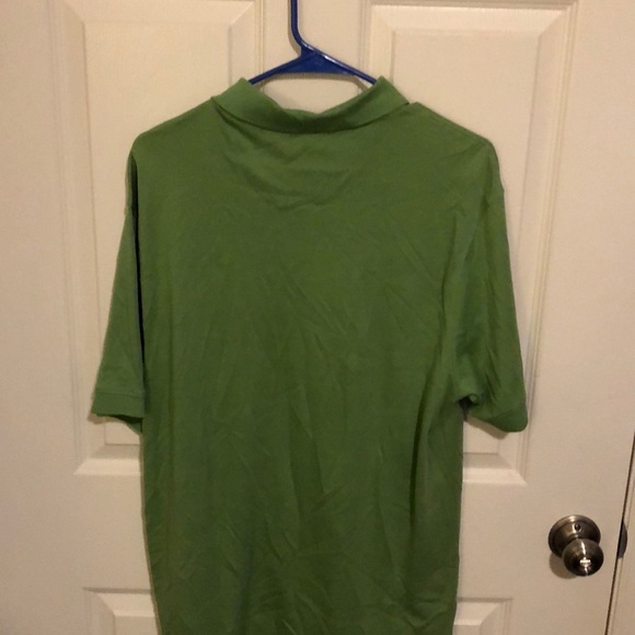 Brand new green polo - Picture 3 of 3